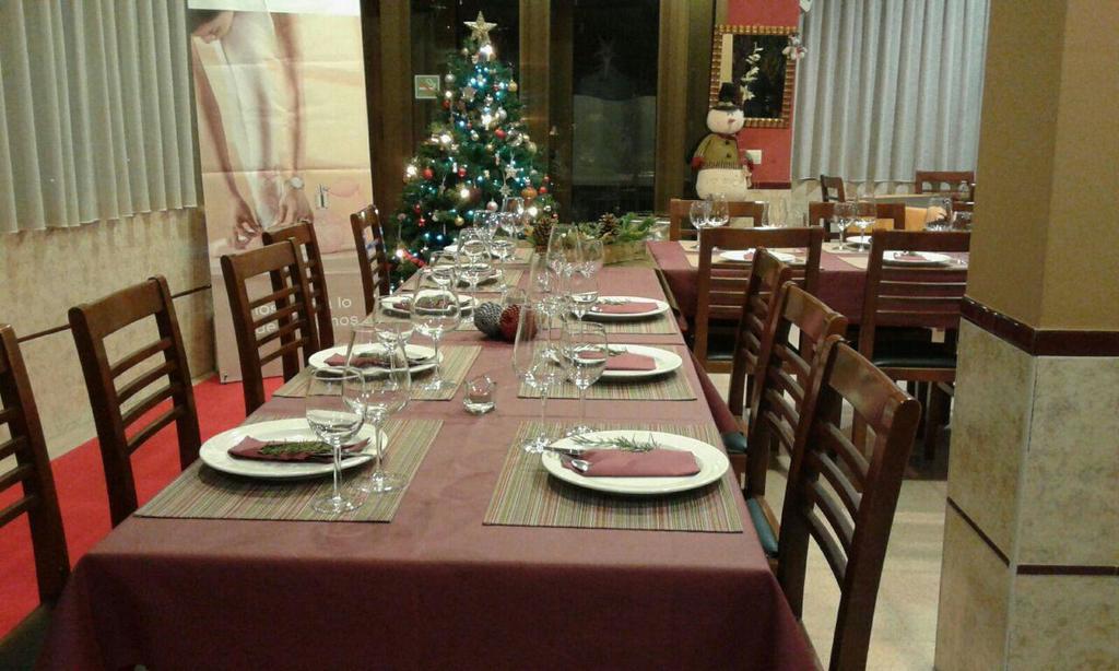 Hostal Torremirona Salt Kültér fotó
