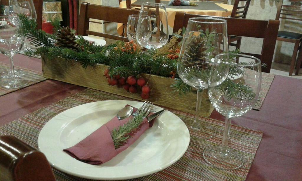 Hostal Torremirona Salt Kültér fotó